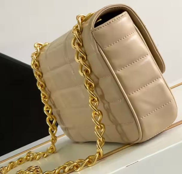 2025 Fashionable and Versatile Design Luxury Temperament Apricot Colored Cowhide Luxury Bag Women's Shoulder Bags Chain Bag