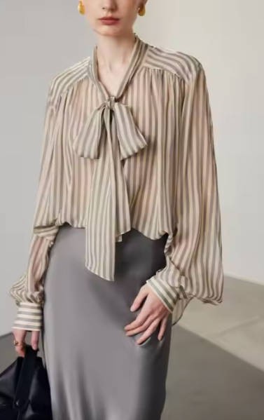 Slightly transparent sexy 100% silk blouse female 2024 spring flutter stripes printed loose casual silk blouse
