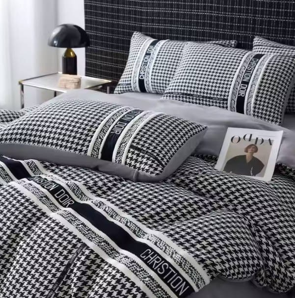 Factory Sale Plaid Thick Velvet Comfortable Bed Set Bedding Set Quality Winter Velvet Bedding Set
