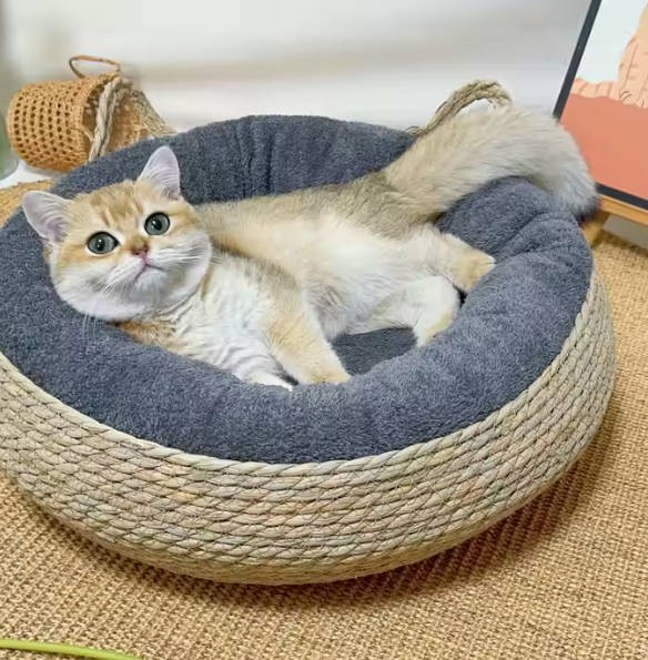 Luxury Fluffy cushion plush soft donut dog bed accessories washable calming sofa large custom cat dog pet bed with Custom Logo